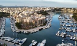 Traumhafte Wohnung mit Hafenblick in Porto Cristo, Mallorca