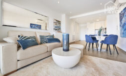 Modernes Neubau-Apartment in Cala D’or, 88m², 2 SZ, 2 Bäder, Terrasse, Gemeinschaftspool, Klima