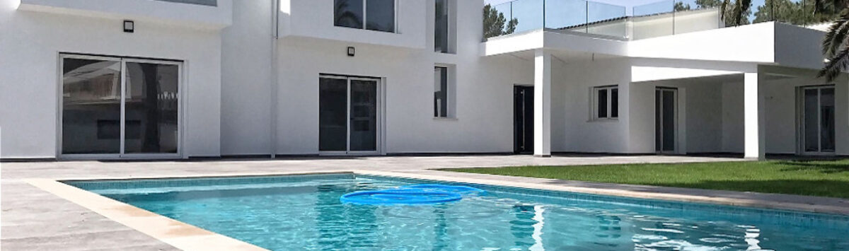 Bild zum Objekt: Moderne 255m² Villa mit 5 SZ, 4 Bädern, Garten & Pool zu kaufen