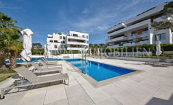 Luxus Neubau Penthouse Wohnung in Santa Ponsa mit Gemeinschaftspool