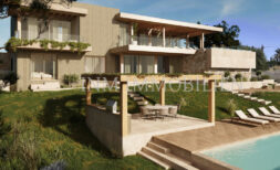 Exklusives Baugrundstück mit Lizenz und Meerblick für eine Luxusvilla in Cala Vinyes