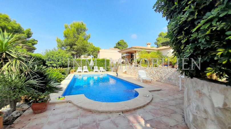 Villa mit Pool in Santa Ponsa 1.995Mio - Fotos (4)