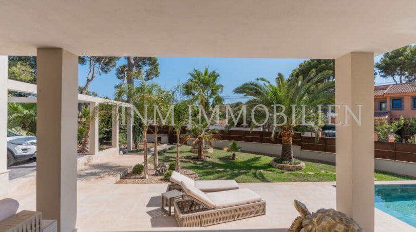 vollsanierte-moderne-villa-im-fincastil-mit-pool-garten-und-meerblick-am-rande-in-santa-ponsa-37