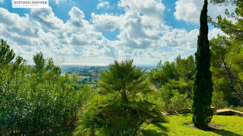 Garten und Meerblick